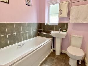 Family Bathroom- click for photo gallery